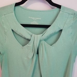 Liz Lange Maternity Top - Size Small